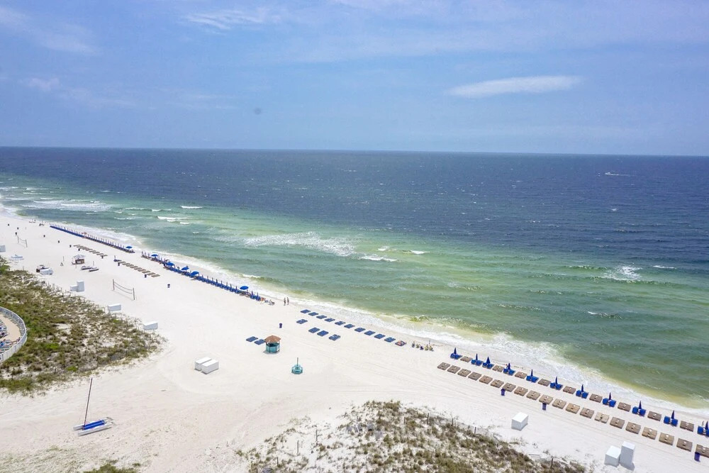 Sunrise Beach 1401 - Beachfront Condo