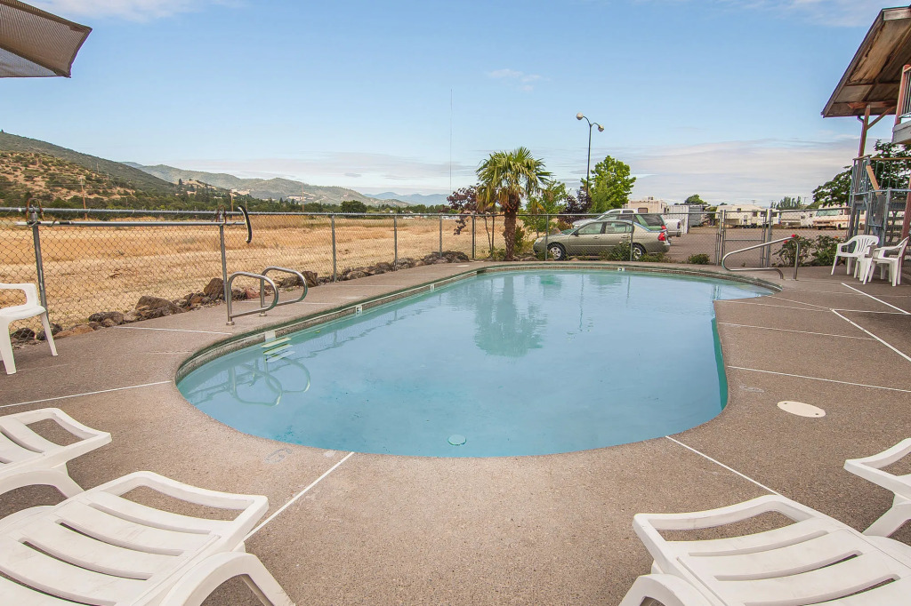 Ashland Valley Inn