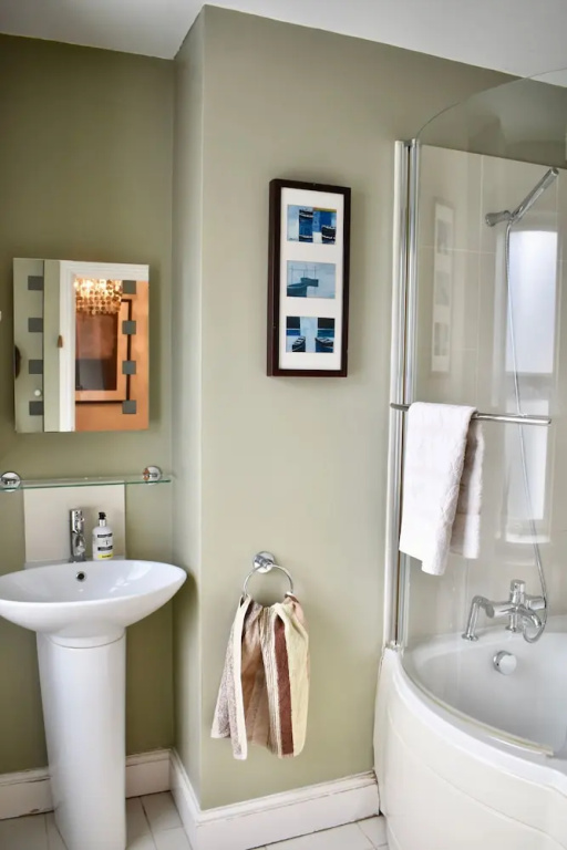3 Bedroom House by William Clarke Park