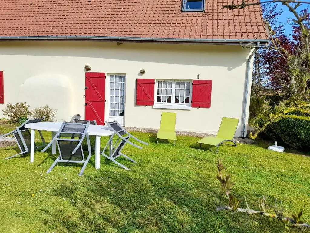 House With 2 Bedrooms in Tours-en-vimeu, With Wonderful City View, Enclosed Garden and Wifi - 15 km From the Beach