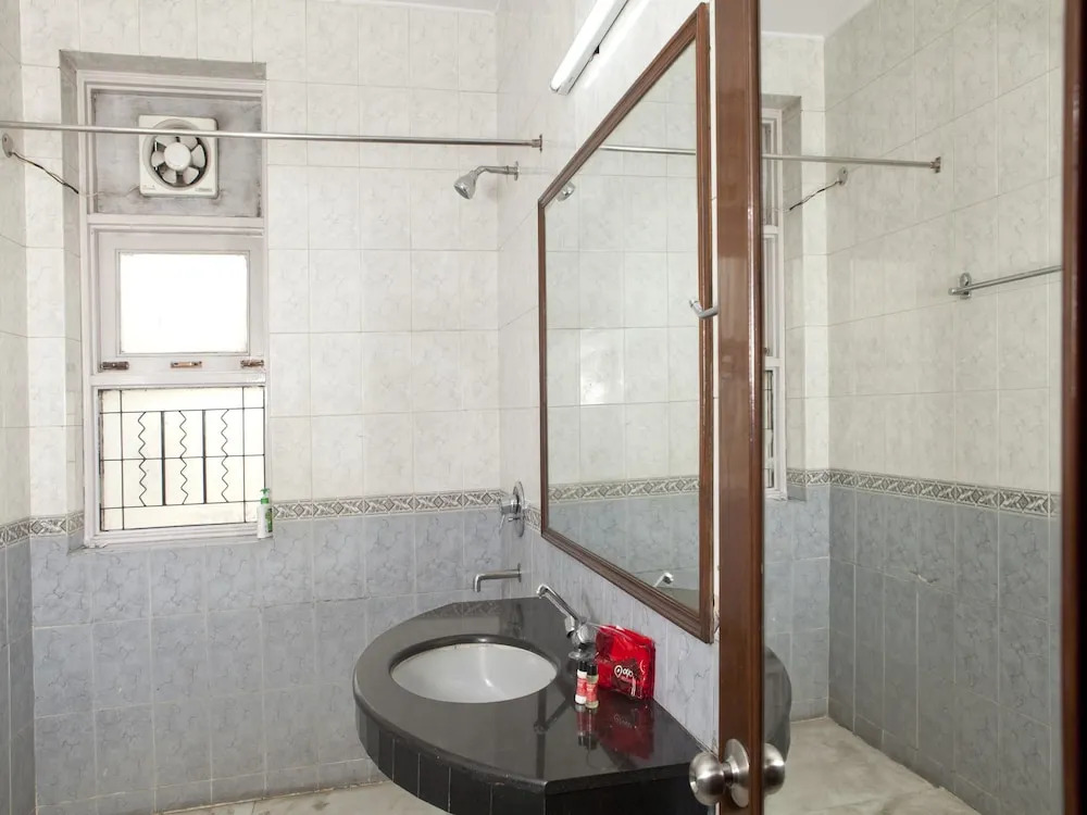 OYO 2173 Hotel 19 BVM