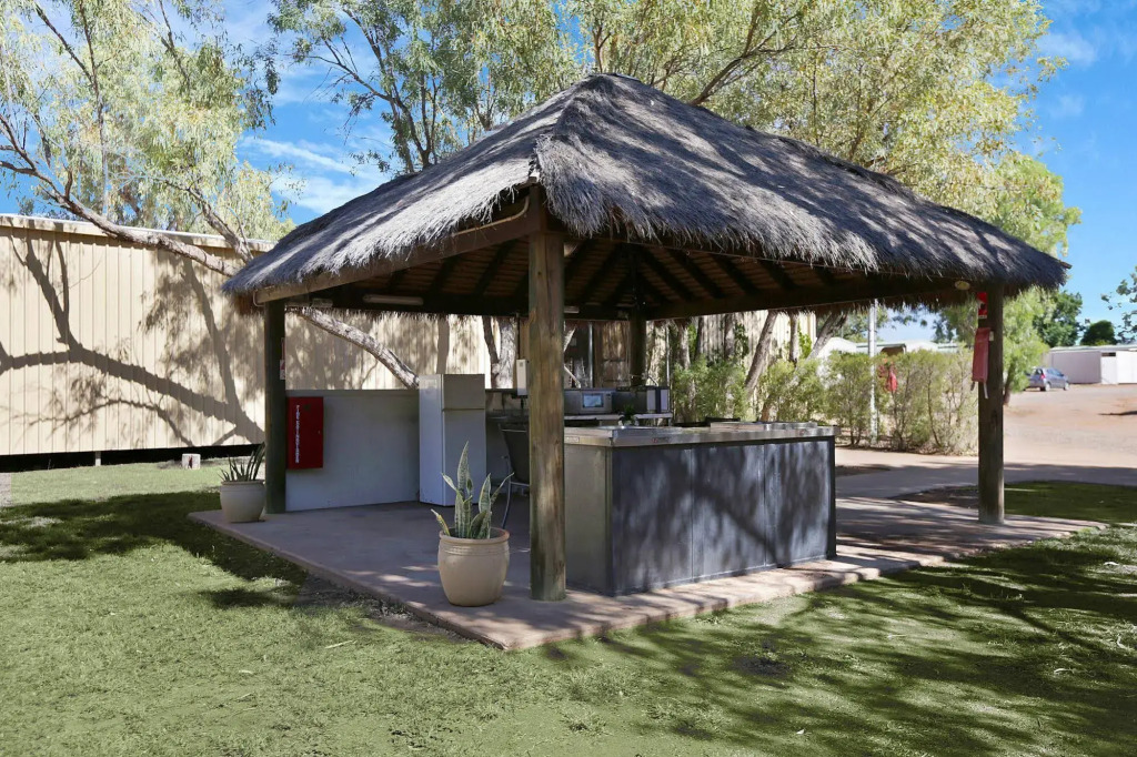 AAOK Moondarra Caravan Park