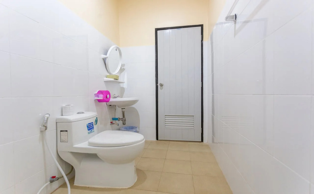 Phet Ngam Hotel