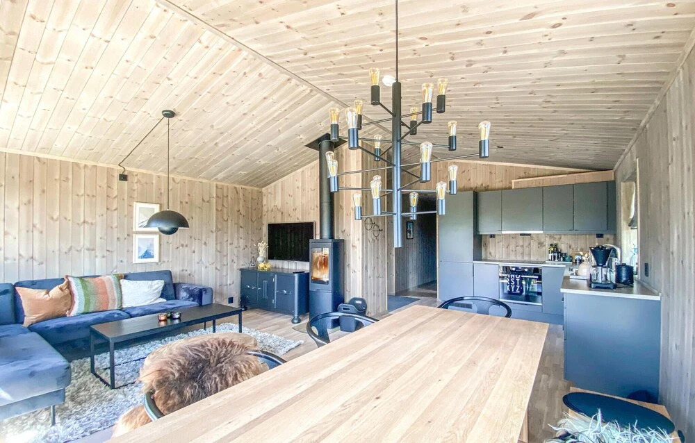 Awesome Home in Svingvoll With Wifi and 3 Bedrooms