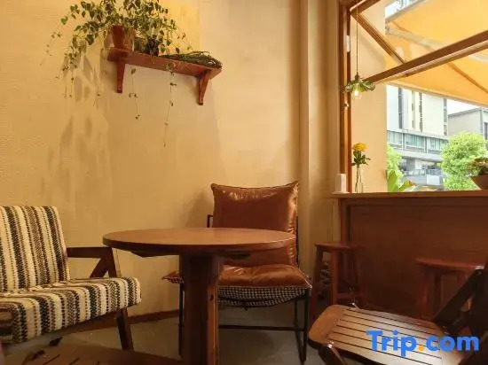 Huajian HOUSE Smart Homestay (Chengdu University of Traditional Chinese Medicine Wansheng)