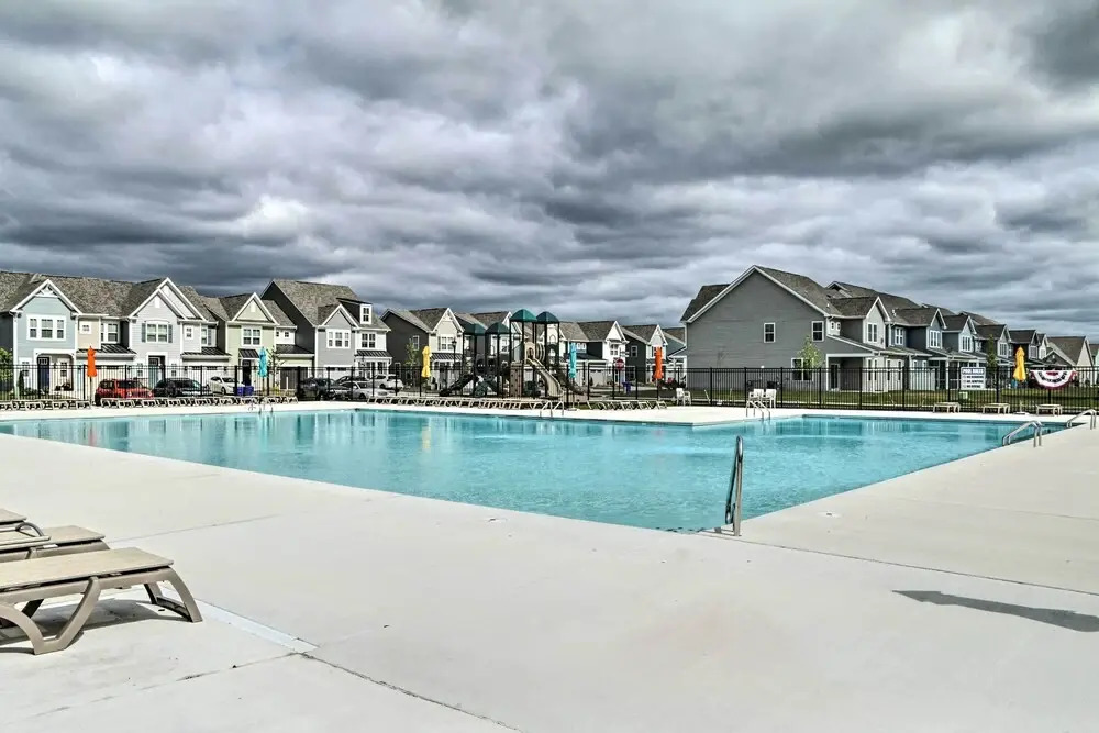 Modern & Spacious Home w/ Pool in Ocean View
