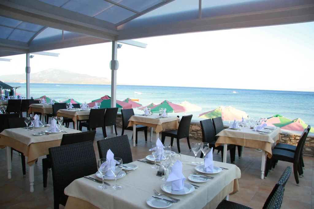 Hydrele Beach Hotel & Village