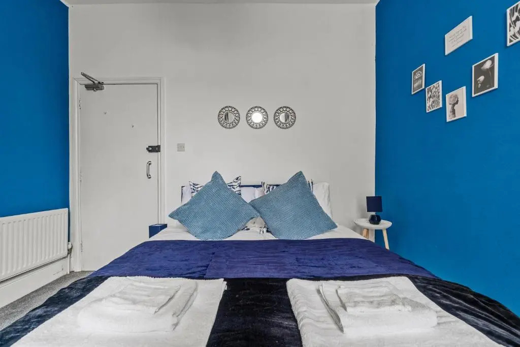 Spacious Holiday Home & Plymouth Pier & Free Parking