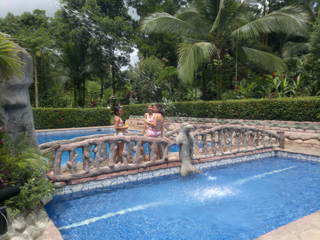 Ara Ambigua Lodge