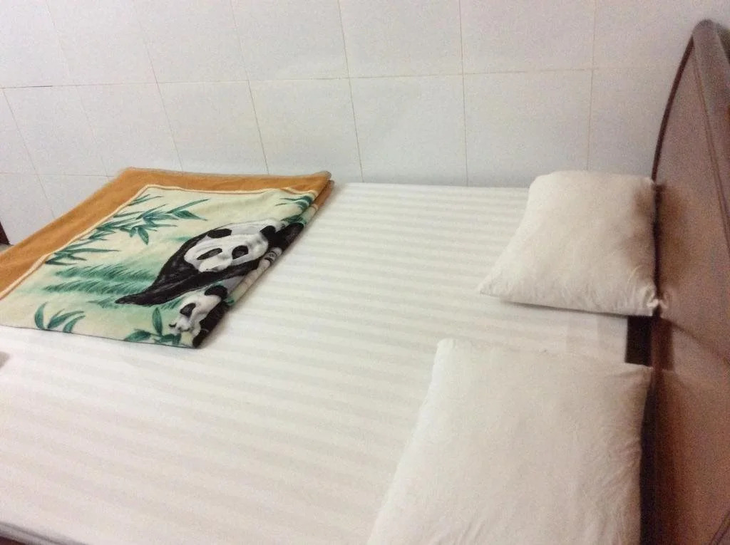 Hoan Cau Hotel