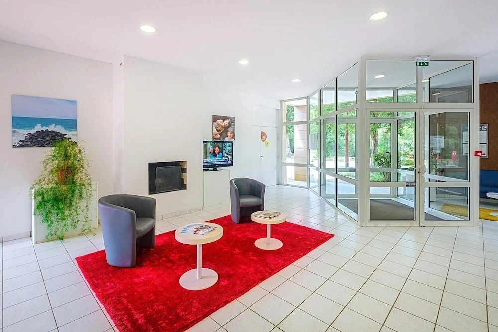 Accessible Apartment With Terrace for 3