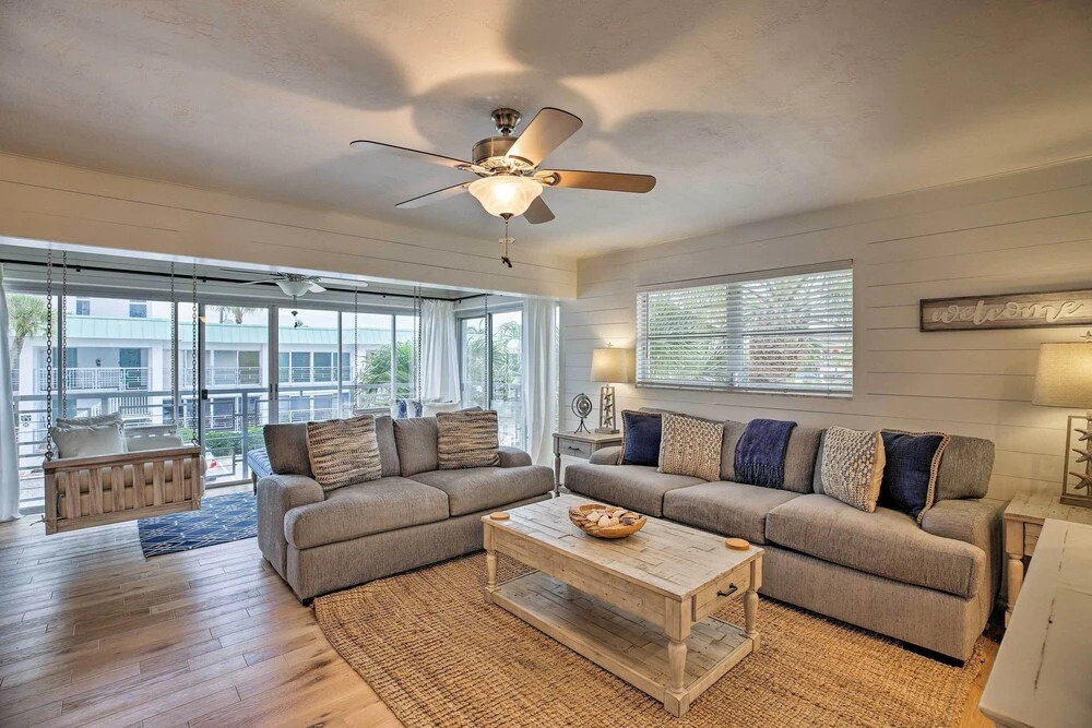 Modern Fort Myers Beach Retreat w/ Pool Access!