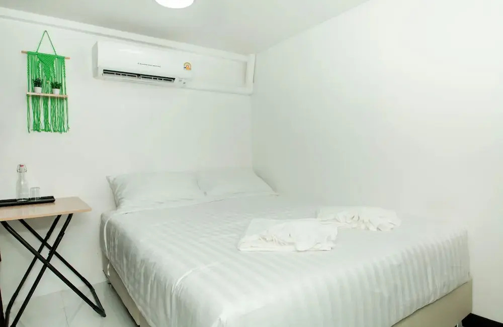 The Hostel Era