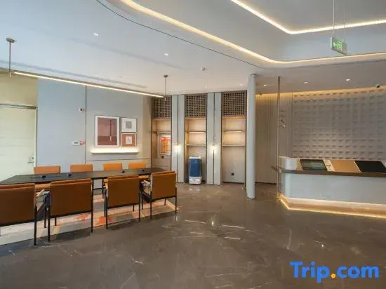 Starway Hotel (Tengzhou Jiefang Middle Road Longquan Square)