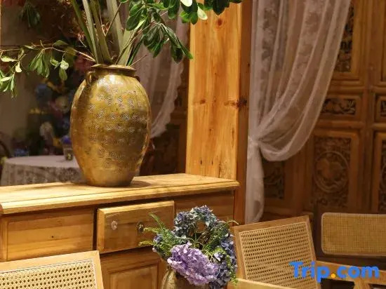 Yammy · Monet Scenic Apartment (Erhai Lake Xizhou)