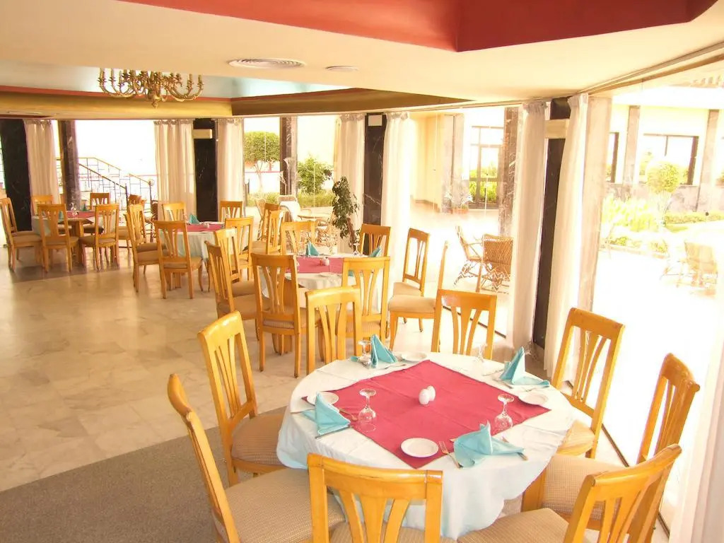 Lotus Luxor Hotel