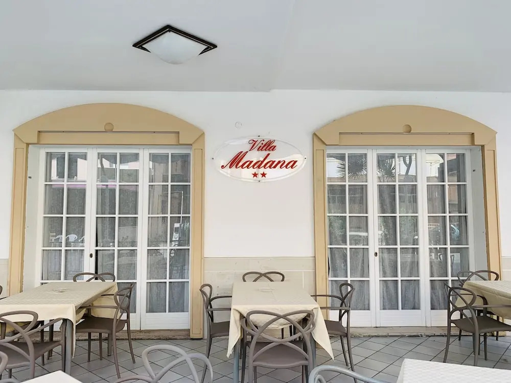 Hotel Villa Madana