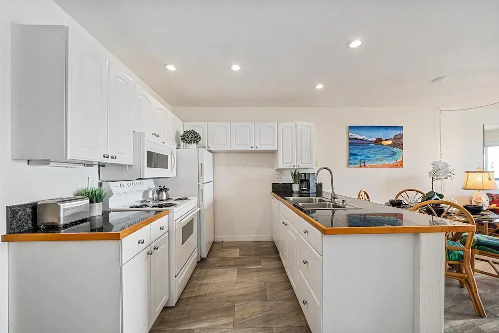 Hale Kamaole 210 in Kihei