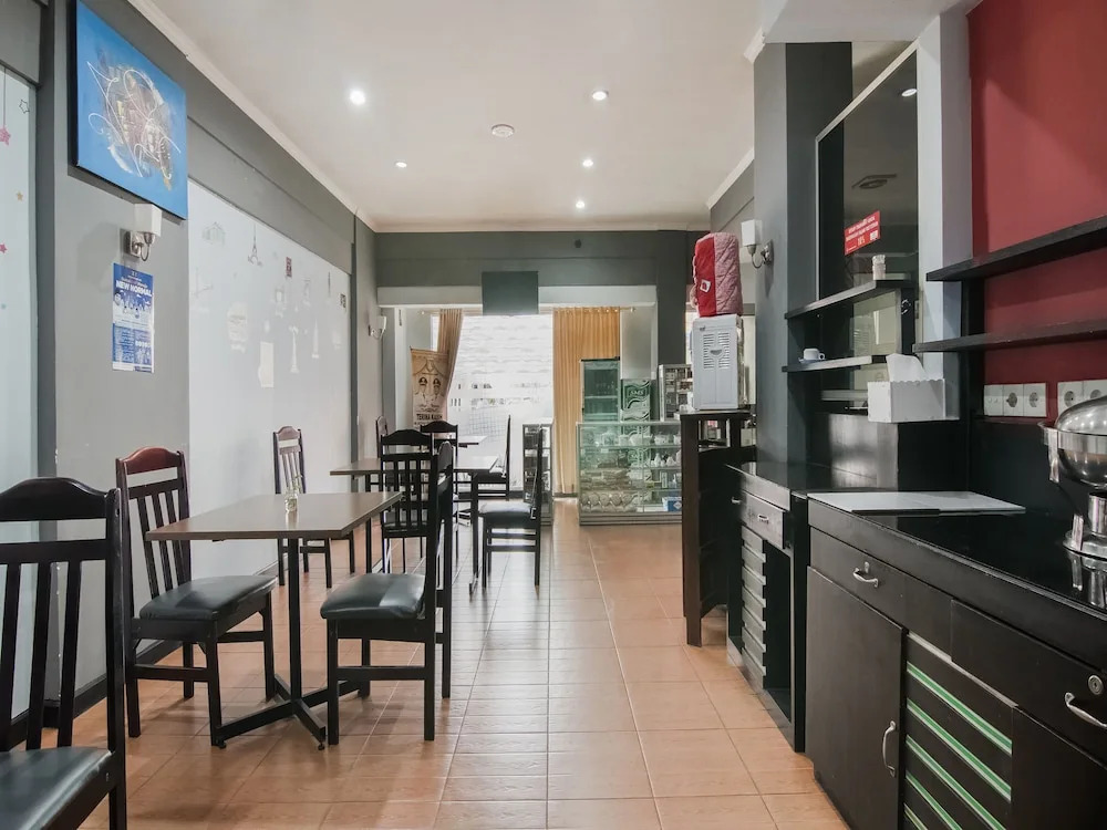 Hotel K77 by OYO Rooms
