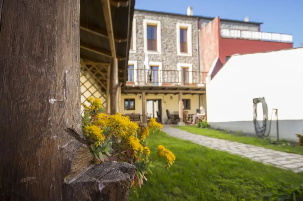 La Casona de Sarria