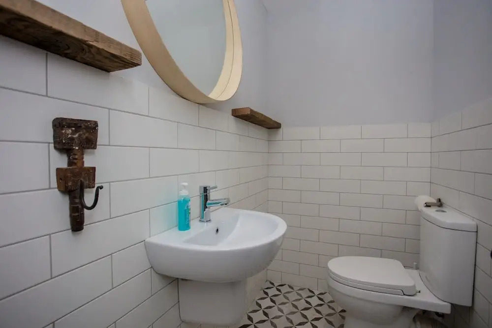 5 Bedroom House in East London