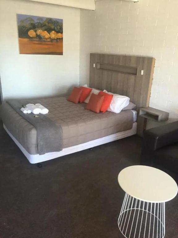 Thomas Lodge Motel