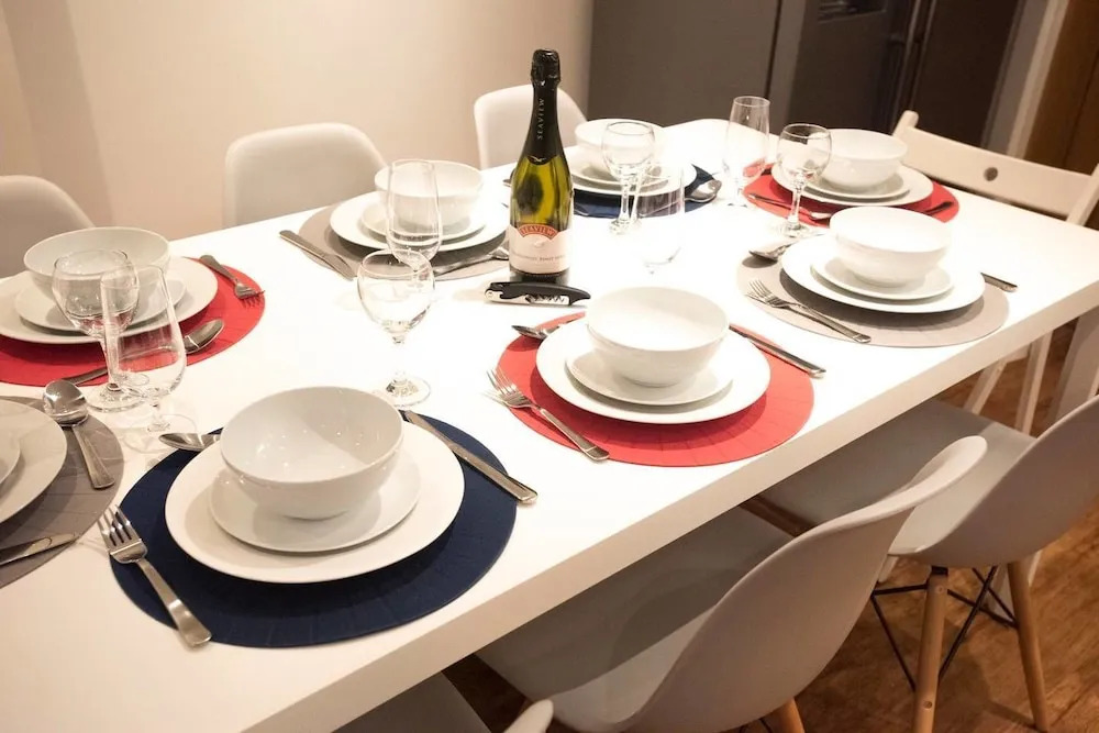 Photographer's Base - Georgian New Town Sleeps 7
