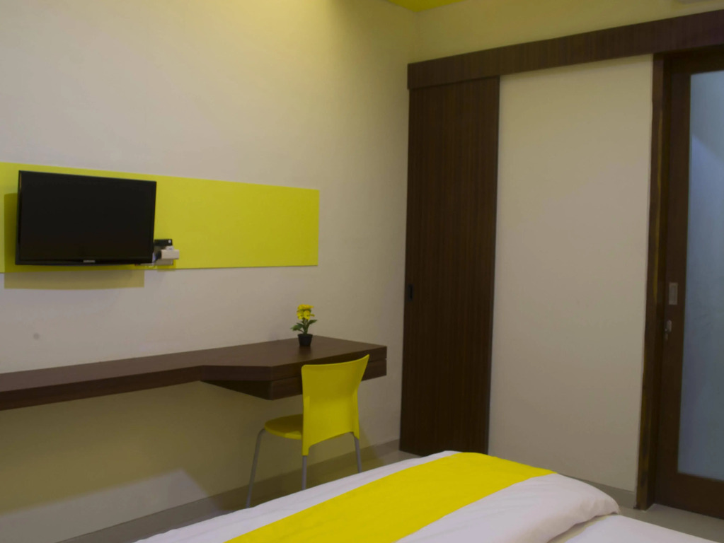 De Lemon Gatsu Hotel