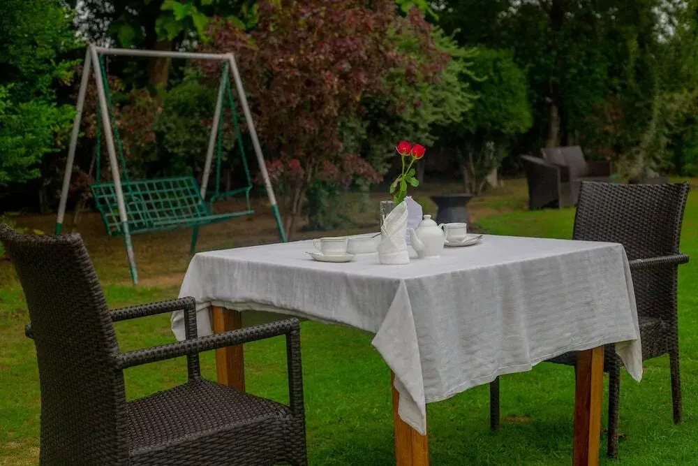 V Resorts Delhi Farm Stay