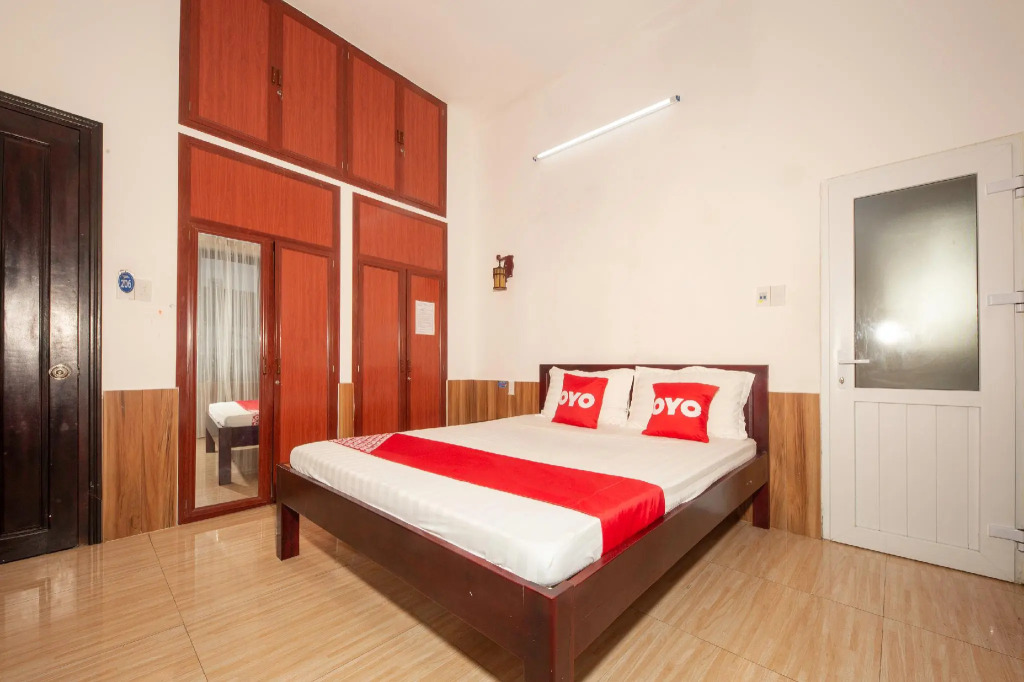 OYO 921 Truong An Motel