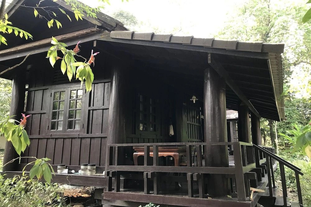 Villa Darakorn Hill Country House