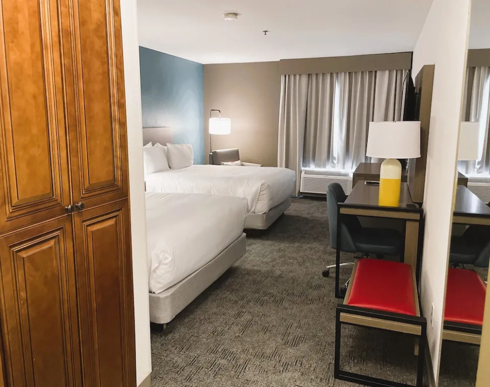 Holiday Inn Express Germantown Nw Milwaukee