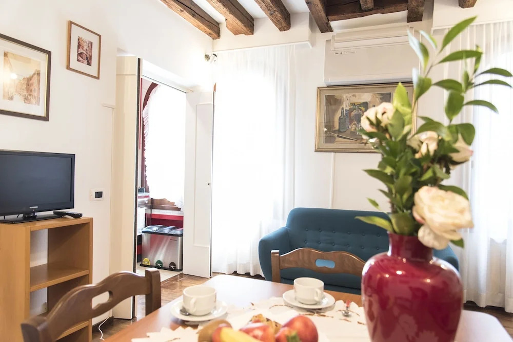 Smart Venice Apartments