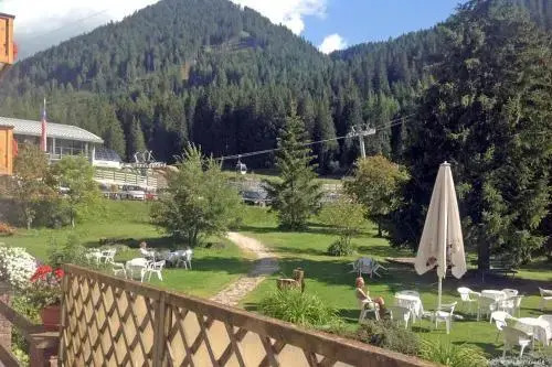 Hotel Malga Passerella