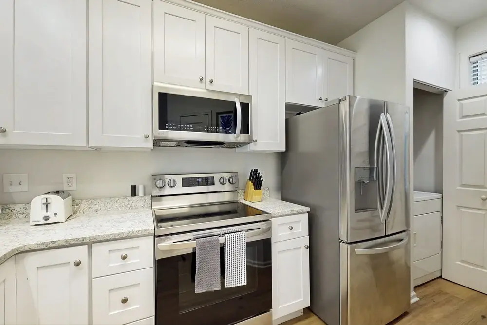 2BR Condo on Golf Course w/ Pool & Tennis Court