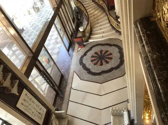 Phoenix Hotel