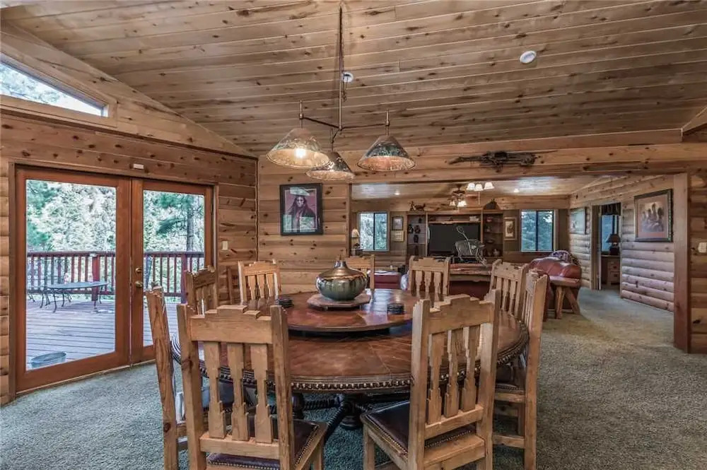 Buffalo Lodge - Seven Bedroom Cabin with Hot Tub