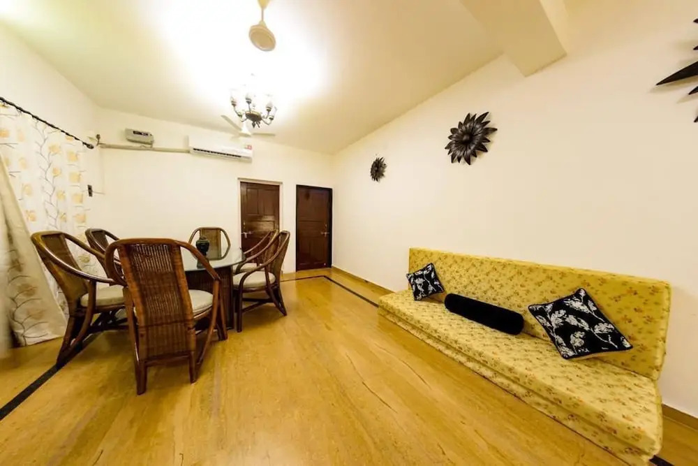 6bhk Villa With Private Pool and Fountain