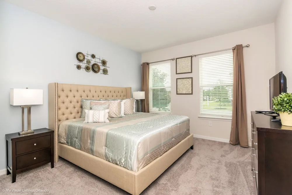 Brand New 7 Bedroom Private Pool Near Disney
