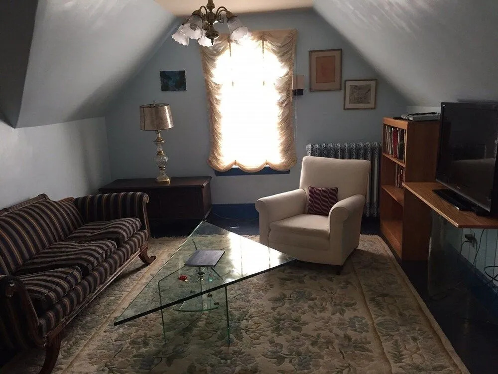 Munroe Inn Boutique Hotel