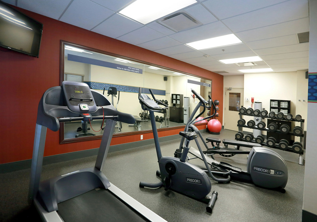 Hampton Inn & Suites Laval