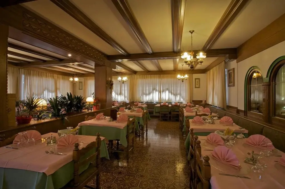 Hotel Diana