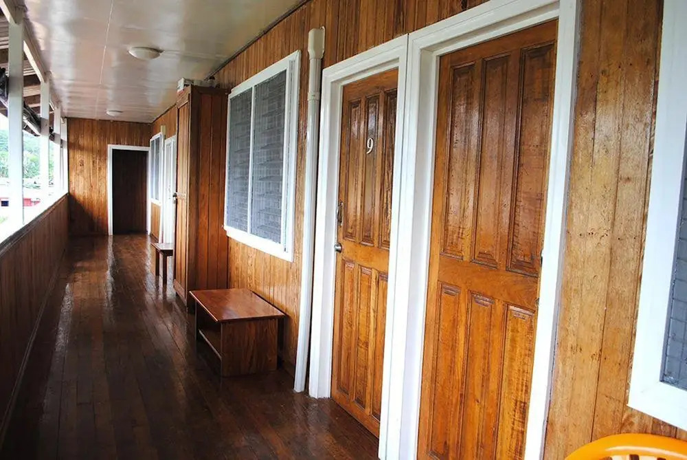 Qua Roviana Accommodation
