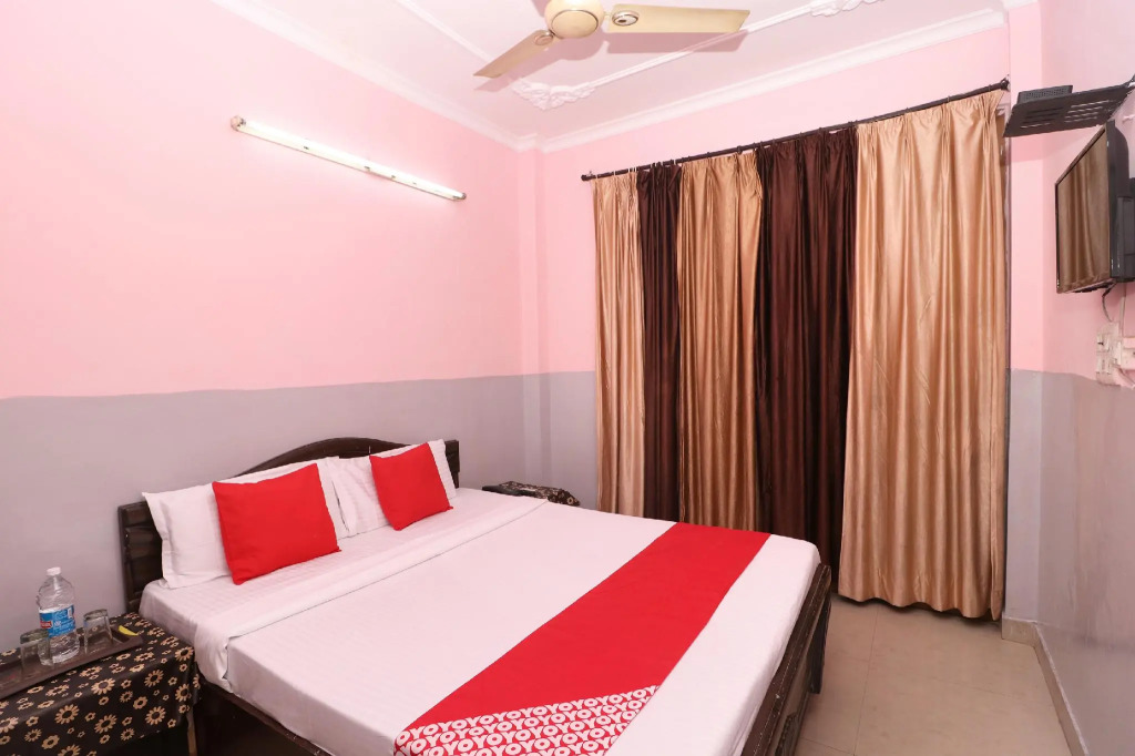 OYO 35920 Ashoka Residency