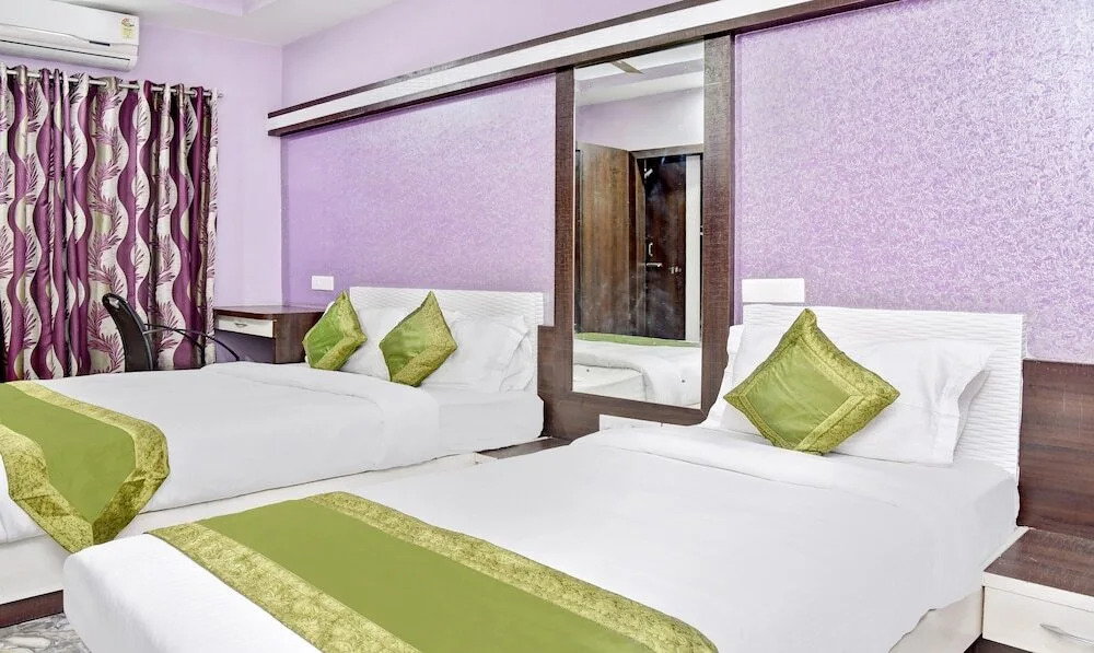 Hotel Saayein Residency