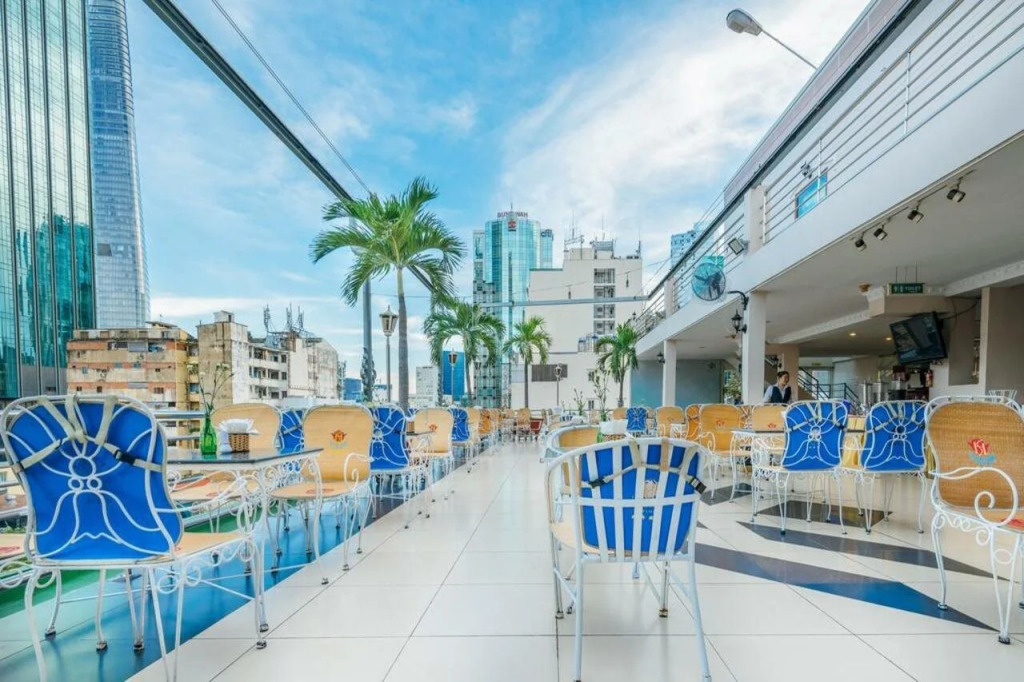 Huong Sen Hotel