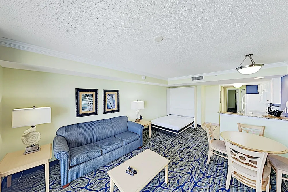New Listing! Oceanfront W/ Balcony & Pools 1 Bedroom Condo