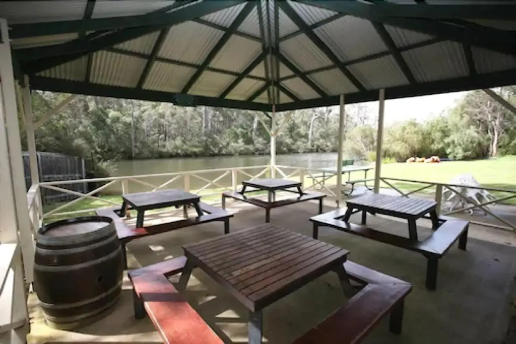 Riverview Tourist Park