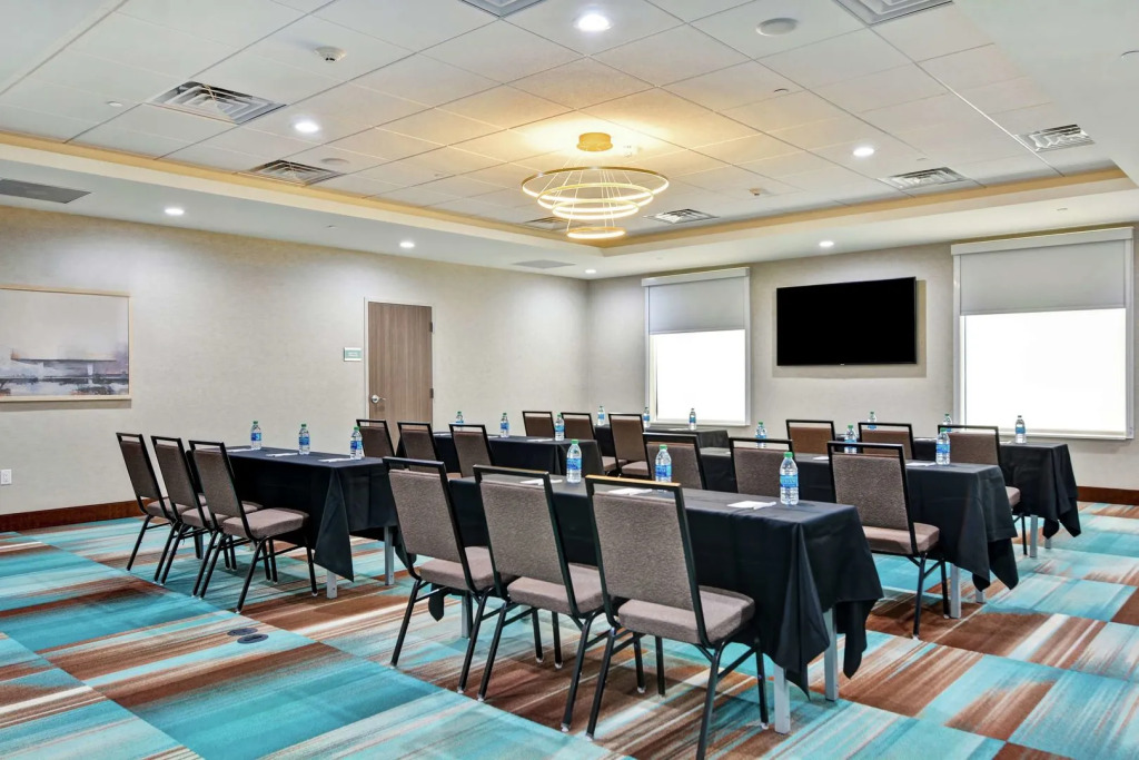 Home2 Suites By Hilton Bedford Dfw West