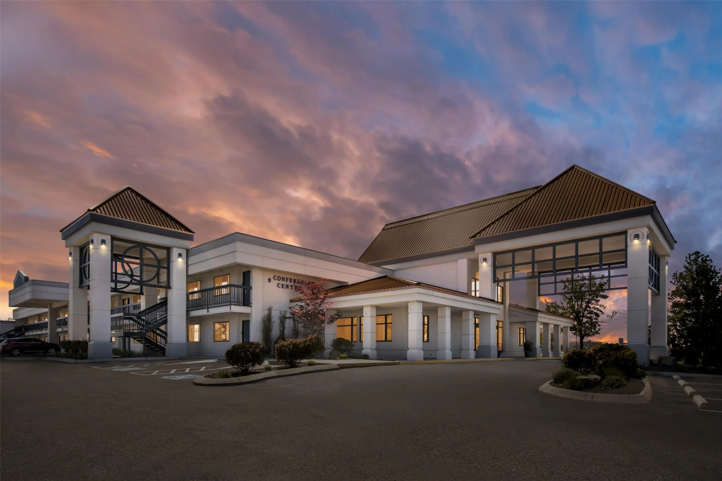 Best Western Vista Inn at the Airport